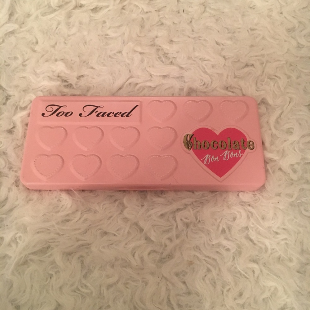 Too faced chocolate bon bon palette